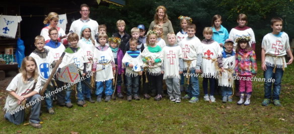 tshirt-bemalen-mittelalter-gewand